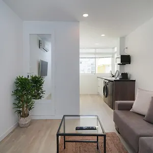 https://chic-apartament-centro.1costadelsol.com